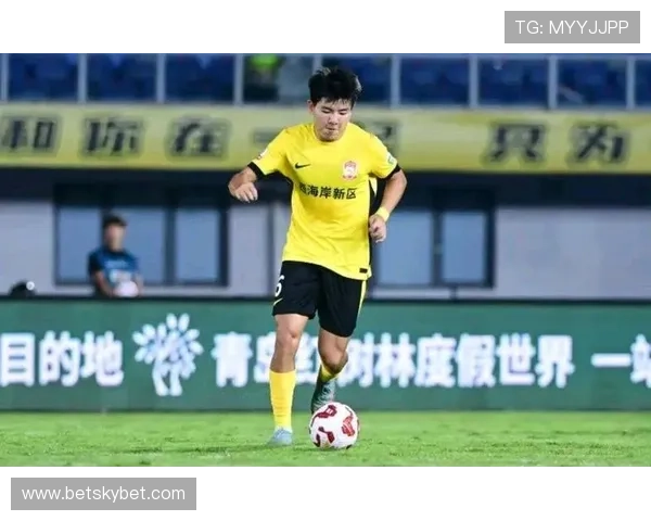 加盟狼队开启英超征程：内维斯的关键跃迁