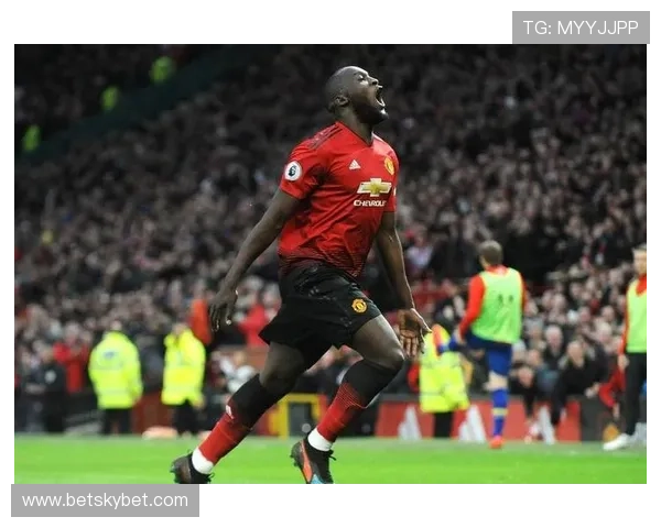 曼联高价引援频频失效，问题出在选人策略还是适配性？